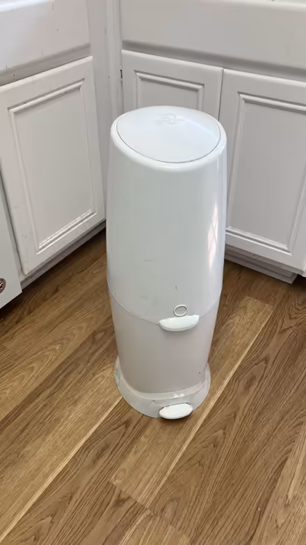 Photo of free Diaper Genie (Canyon Country) #1