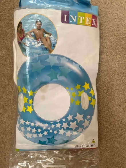 Photo of free Paddling pool and toys (Earley RG6) #2