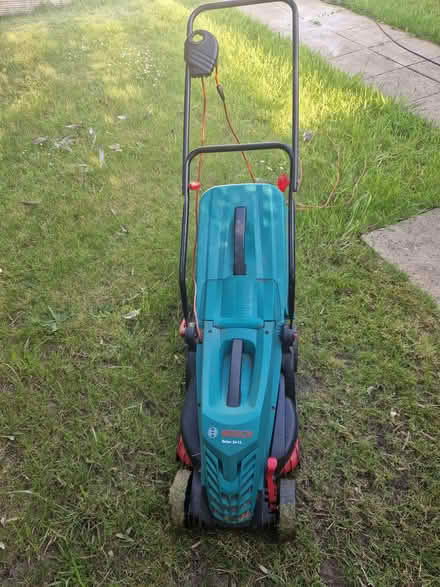 Photo of free Lawnmower (Hornchurch RM12) #1