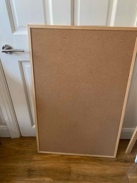 Photo of free Large cork board (London) #1