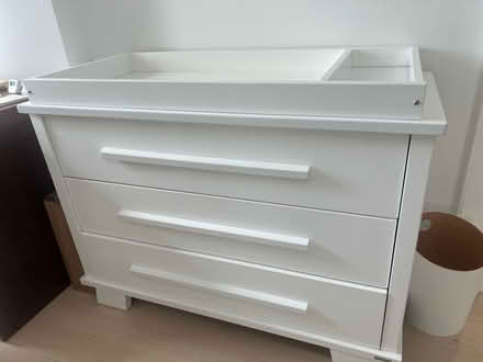 Photo of free Dresser w/ changing table top (W8 Kensington) #1