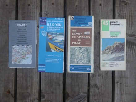 Photo of free French maps (Blaise Hamlet BS10) #1