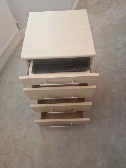 Photo of free 4 drawer unit. (Norton WA7) #2