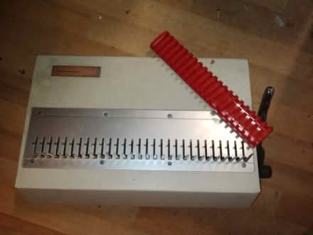 Photo of free comb binder (Welling DA7) #1
