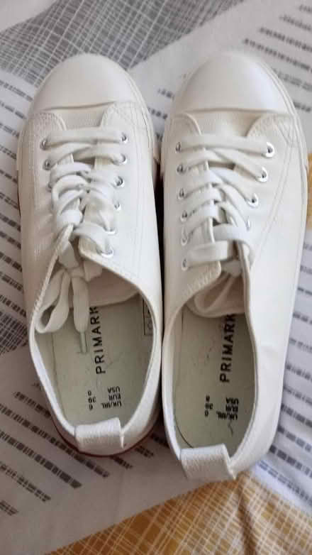 Photo of free Ladies footwear size 6 (Farington PR25) #3