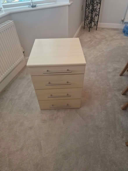 Photo of free 4 drawer unit. (Norton WA7) #1