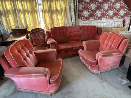 Photo of free 3 piece suite in pink (Common Edge FY4) #3