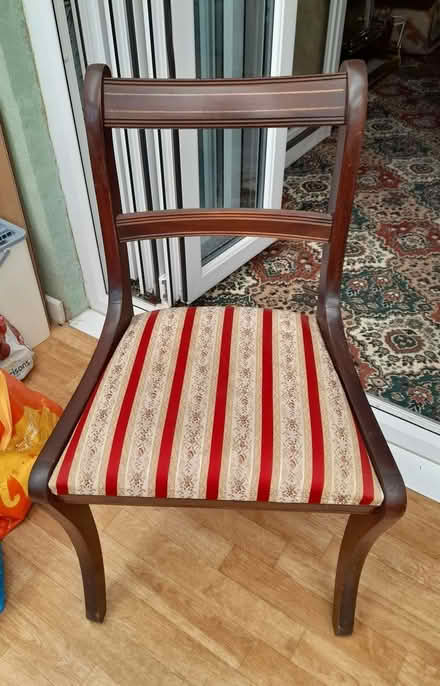 Photo of free Table Chairs x3 (Becontree RM8) #1