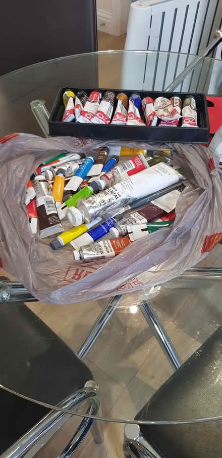 Photo of free Oil paints (Beckenham BR3) #2