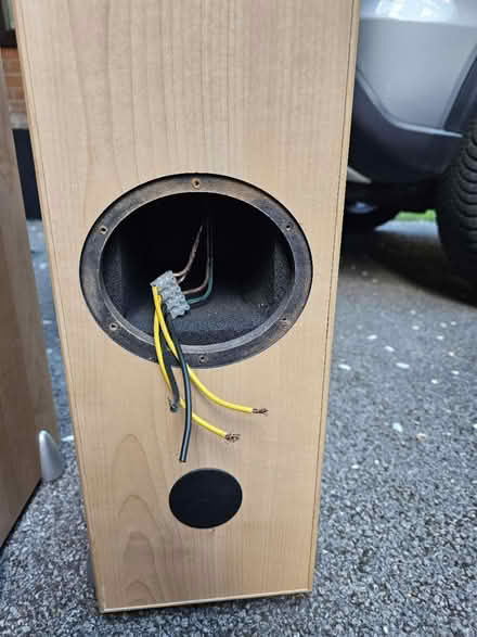 Photo of free Speakers as on pictures (Bramley LS13) #4