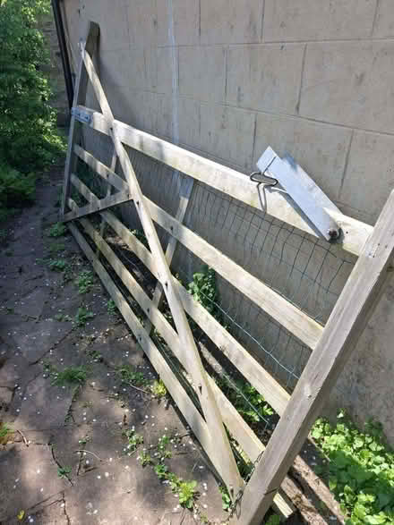 Photo of free 10 foot wide 5 bar gate with curved heel (Washington NE38) #1