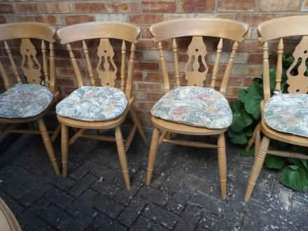 Photo of free Round dining table (Benson OX10) #3