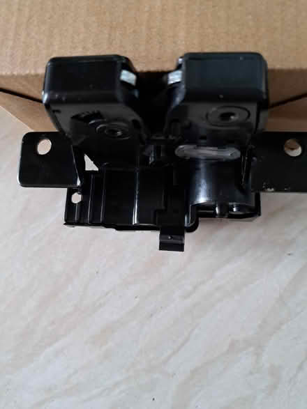 Photo of free Boot lock for qashqai (Bexhill-on-Sea) #3