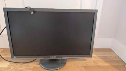 Photo of free Philips computer monitor (Harringay N15) #1