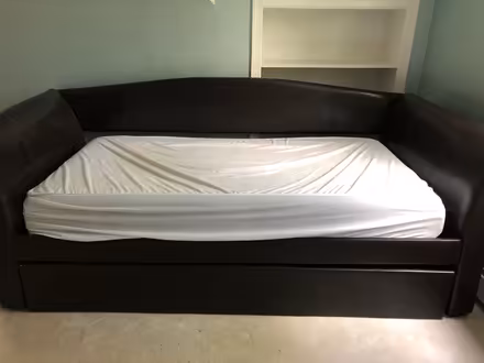 Photo of free Trundle bed (Berlin, MA (Solomon Pond Mall)) #1