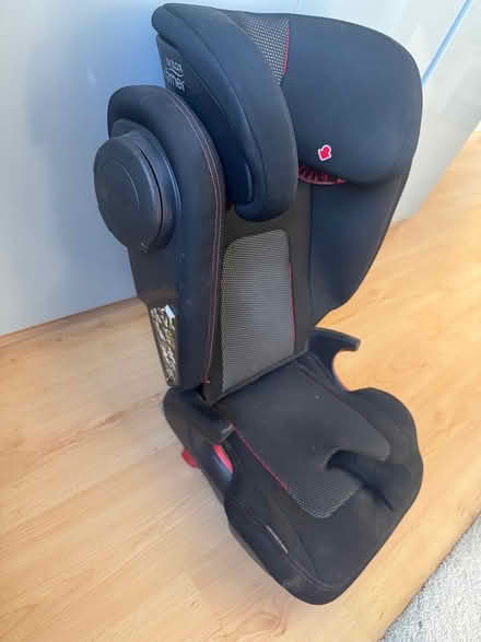 Photo of free Römer car seat (Hampstead NW3) #1