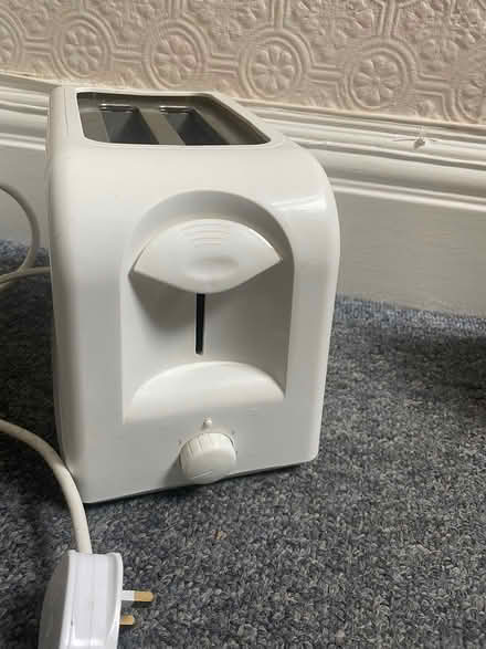 Photo of free Working x2 slice toaster (Cambridge CB4) #2