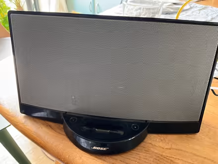 Photo of free Bose iPod dock (Hanover BN2) #1