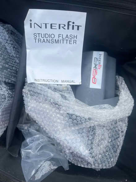 Photo of free Home Studio Flash Kit (Farnborough GU14) #1