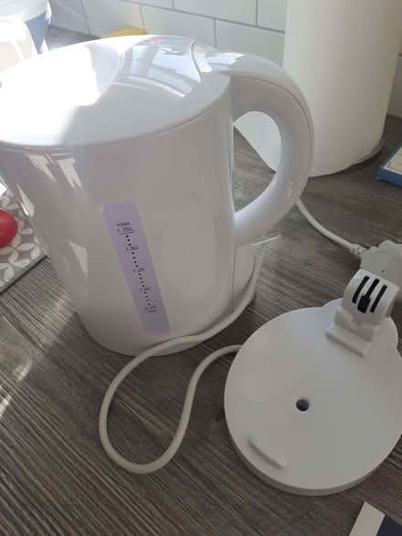 Photo of free White kettle (Knotty Ash L14) #1