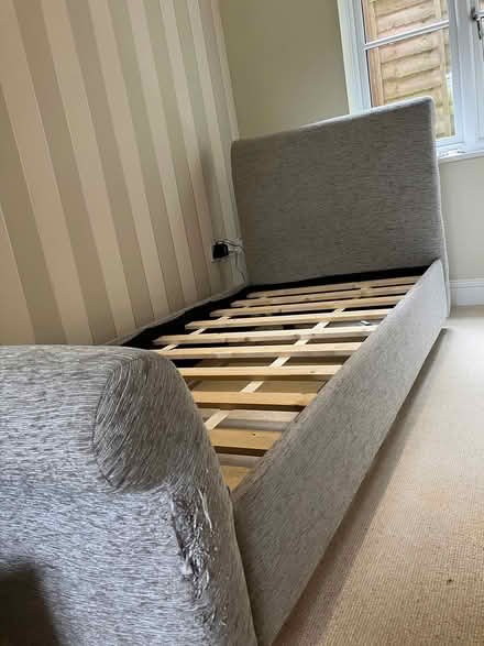 Photo of free Bed frame single (Charltonkings) #1
