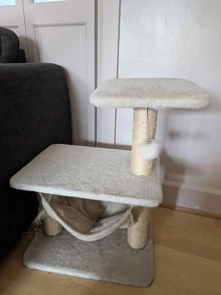 Photo of free Cat scratching post with bed etc (Lower Bebington CH63) #1
