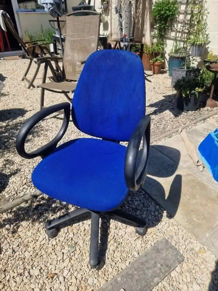 Photo of free Blue office chair (SN2 Cricklade Road) #1