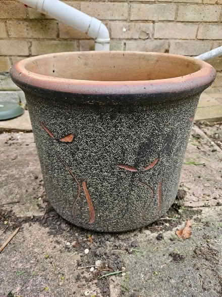Photo of free Heavy terracotta pot for garden. (Chells SG2) #1