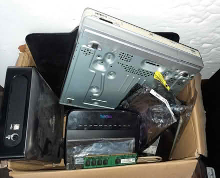 Photo of free Computer items (Chislehurst) #3