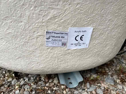 Photo of free P shaped bath with (Spondon DE21) #4