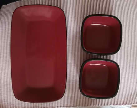 Photo of free Tray + two small bowls (Etobicoke (Kipling /Eglinton)) #1