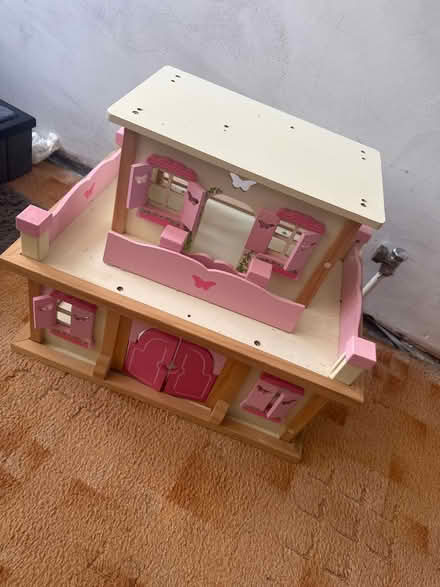 Photo of free Girls wooden play house (Hilsea) #1