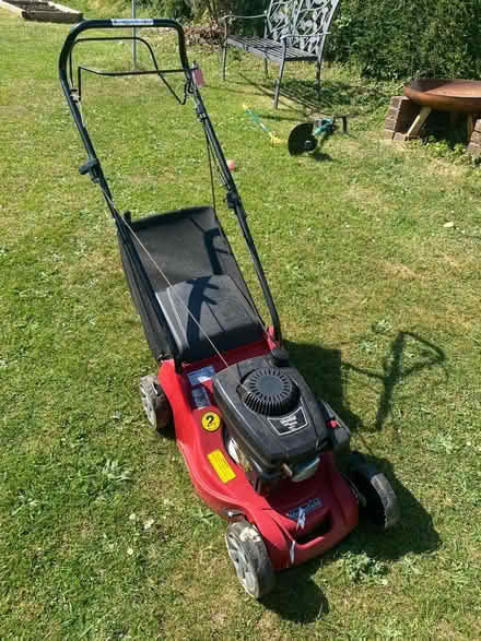 Photo of free Petrol lawn mower spares or repair (Horndean PO8) #1