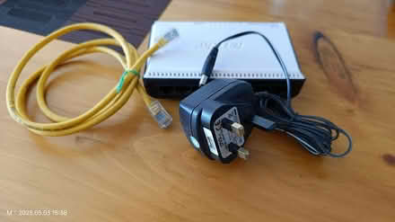Photo of free Tenda 8-port Fast Ethernet Switch (Tilehurst, Reading RG31) #1