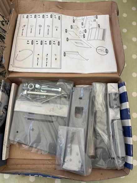 Photo of free TV Bracket - never used (EH25, Roslin) #2