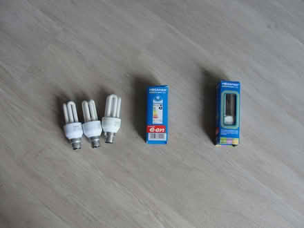 Photo of free Lightbulbs (Oakwood Park EN2) #1