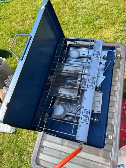 Photo of free camping gas stove (NN3 Meadowfields) #2