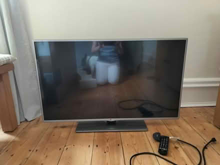 Photo of free LG 42" TV with remote control (Urmston) #1