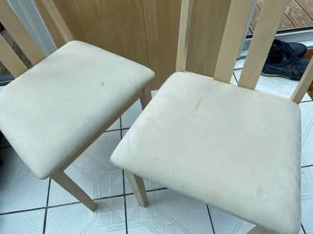 Photo of free Extendable dining table & 4 chairs (N20 9AB) #3