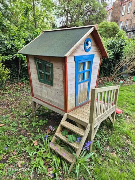 Photo of free Garden Play house (South hampstead) #1