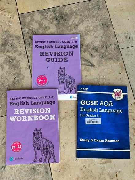 Photo of free GCSE English revision work books (Dulwich Village SE21) #2
