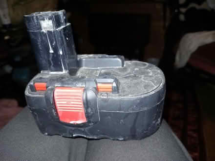 Photo of 18v bosch battery (BA2) #1