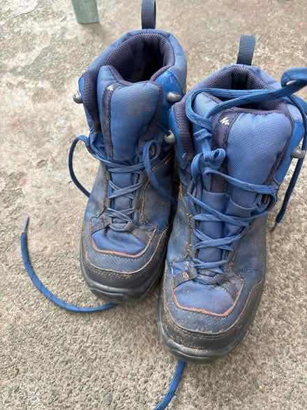 Photo of free Kids hiking boots - size 5 (M20 east didsbury) #1