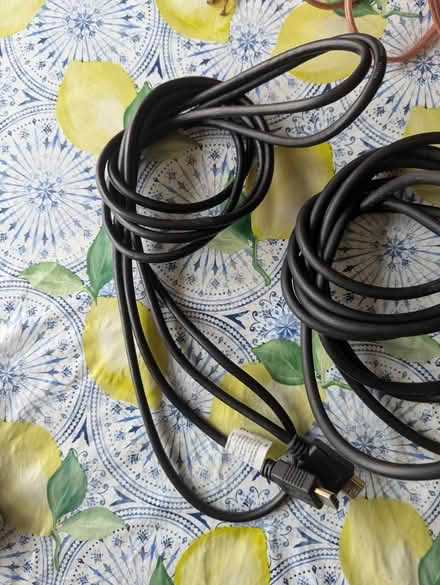Photo of free Av cables and accessories (CT1) #4