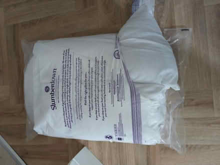 Photo of free Slumberdown V Shaped Pillow (EN11 - Hoddesdon) #2