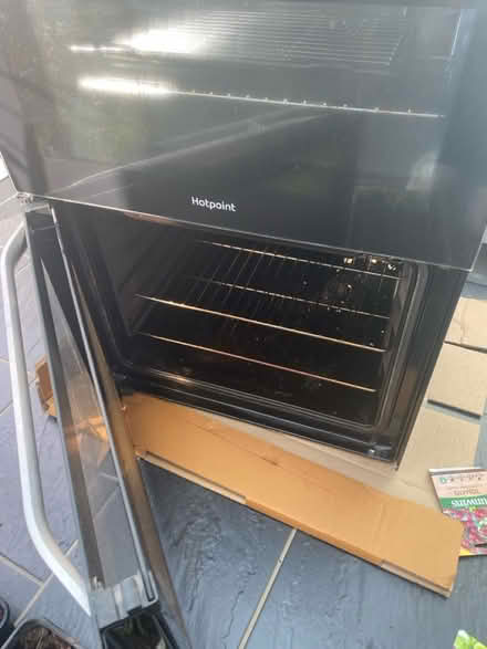 Photo of free Hotpoint freestanding double oven (East Peckham (TN12)) #4
