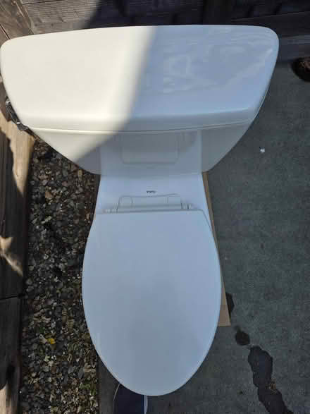 Photo of free Toto Toilet (Marinwood (San Rafael)) #3