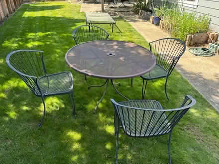 Photo of free Round Metal Patio Table/Chairs (Foothill expy / St Joseph) #1