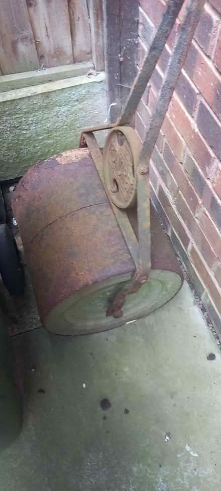 Photo of free Grass roller (SS15) #2