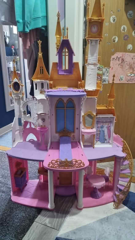 Photo of free Disney Princess Castle (AL7) #1